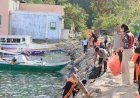 Peduli-Lingkungan,-Polisi-Bersama-Pelajar-dan-Masyarakat-Bersihkan-TPI-Labuan-Bajo
