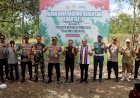 Polisi-Bersama-Forkopimda-dan-Kelompok-Tani-Gelar-Panen-Raya-Jagung-di-Labuan-Bajo