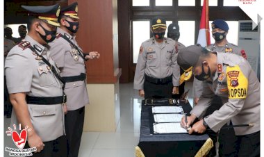 Kapolda-NTT-Pimpin-Upacara-Serah-Terima-Jabatan-Kapolres-Mabar