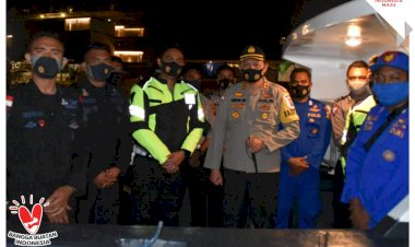 Sigap,-Tim-Gabungan-Berhasil-Padamkan-Kebakaran-Lahan-Savana-Cagar-Alam-Wae-Wu'ul