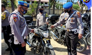 Bhabinkamtibmas-Ikuti-Apel-Pengecekan-Kendaraan-Dinas-Di-Mapolres-Manggarai-Barat