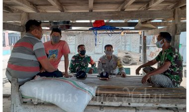 Sinergitas-Bhabinkamtibmas-Polsek-Komodo-Bersama-Babinsa-Lakukan-Kunjungan-Silaturahmi-Kepada-Warga