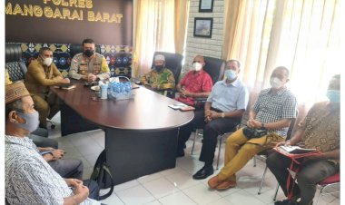 Kapolres-dan-Bupati-Bersama-FKUB-Manggarai-Barat-Nyatakan-Sikap-Pasca-Bom-Bunuh-Diri-di-Makassar