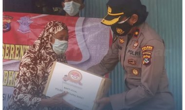 Satlantas-Polres-Manggarai-Barat-Salurkan-Bantuan-Paket-Sembako-dan-Masker-Medis-Jelang-Hari-Bhayangkara-Ke-75