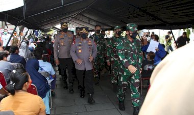 Gelar-Vaksinasi-Massal-di-Kota-Tua,-TNI-Polri-Targetkan-2.000-Orang-per-Hari