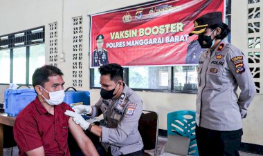 Tingkatkan-Herd-Immuntiy-Masyarakat,-Polres-Mabar-Menggelar-Vaksin-Dosis-satu,dua-dan-tiga