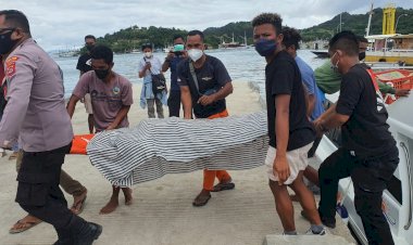 Wisatawan-Lokal-Meninggal-Di-Kawasan-TNK,-Anggota-KPPP-Polres-Mabar-bersama-Tim-SAR-Lakukan-Evakuasi