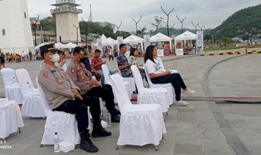 Polres-Mabar-Terjunkan-Ratusan-Personil,-Amankan-Festival-Maritim-di-Labuan-Bajo