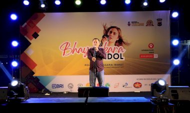 Hibur-Masyarakat-Labuan-Bajo,-Polres-Mabar-Gelar-Kompetisi-Bhayangkara-Idol