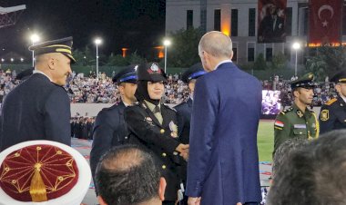 Bikin-Bangga,-3-Anggota-Polri-Diwisuda-Langsung-Presiden-Erdogan-Usai-Ikuti-Pendidikan-2-Tahun-di-Turki