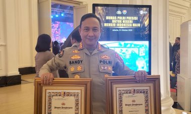 Bidhumas-Polda-NTT-Raih-Penghargaan-Bergengsi-di-Hari-Jadi-Ke-72-Humas-Polri