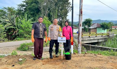 Peduli-Lingkungan,-Bhayangkari-Cabang-Mabar-Tanam-50-Bibit-Pohon
