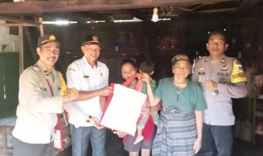 Polisi-Bagikan-Sembako-Presiden-Jokowi,-Prioritaskan-Anak-Stanting-dan-Gizi-Buruk