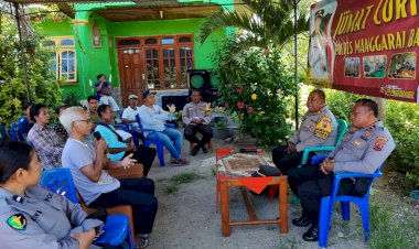 Kunjungi-Warga-Ketentang,-Polisi-Terima-Keluhan-Warga-Hingga-Berikan-Pelayanan-Kesehatan-Gratis