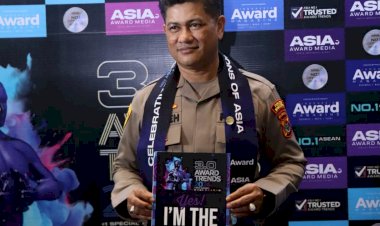 Kapolres-Manggarai,-AKBP-Edwin-Saleh,-Raih-Penghargaan-Bergengsi-dari-Asia-Choice-Awards