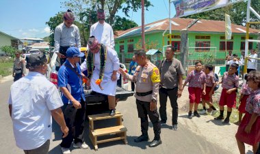 Pastikan-Keamanan,-Polsek-Lembor-Kawal-Prosesi-Penjemputan-Uskup-Labuan-Bajo