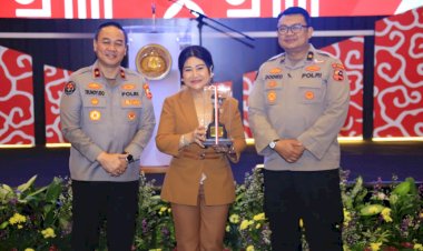 Sertifikasi-Uji-Kompetensi-Kehumasan-Pada-Anev-Konsolidasi-Humas-Polri-T.A-2024