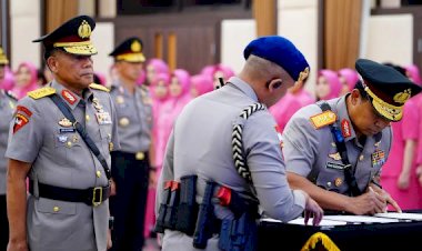 Kapolri-Pimpin-Sertijab-Kapolda-NTT:-Irjen-Pol.-Rudi-Darmoko-Resmi-Gantikan-Irjen-Pol.-Daniel-Silitonga