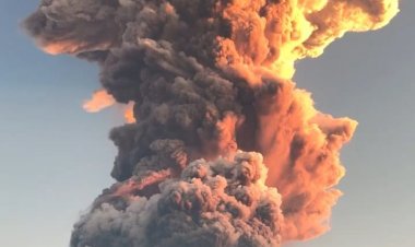 Gunung-Lewotobi-Laki-laki-Erupsi,-Polda-NTT-Imbau-Masyarakat-Tingkatkan-Kewaspadaan