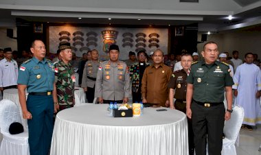 Kapolda-NTT-Pimpin-Doa-Bersama-Lintas-Agama,-Pererat-Kebersamaan-Jelang-HUT-Bhayangkara-ke-79