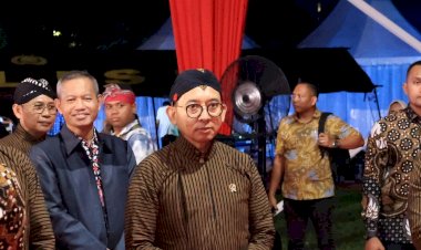 Menteri-Kebudayaan-Apresiasi-Polri-Atas-Konsistensi-Lestarikan-Pagelaran-Wayang-Kulit