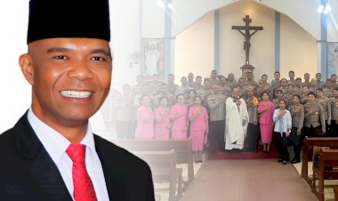 Tampil-Memukau,-Kelompok-Koor-Polres-Manggarai-Barat-Mendapatkan-Apresiasi-Dari-Masyarakat