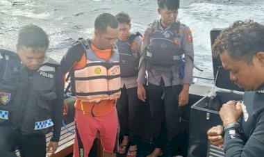 Polda-NTT-Lanjutkan-Pencarian-Hari-Kedua-Korban-Tenggelamnya-KM-Putri-Sakinah-di-Selat-Padar