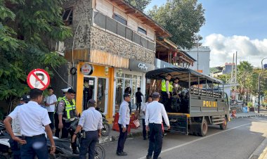 Langgar-Aturan,-28-Unit-Sepeda-Motor-di-Jalan-Soekarno-Hatta-Labuan-Bajo-Ditertibkan-Polisi