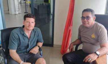 Polisi-Gerak-Cepat-Bantu-Wisatawan-Jerman-yang-Telantar-di-Labuan-Bajo