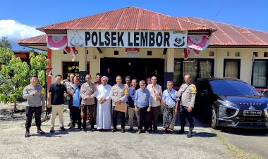 Jaga-Kondusifitas-Sidang-Sengketa,-Warga-Surunumbeng-dan-Nangalili-Sepakati-Damai-di-Polsek-Lembor