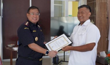 Kolaborasi-Efektif-Ungkap-11-Juta-Batang-Rokok-Ilegal,-4-Personel-Polres-Belu-Terima-Penghargaan-Bhakti-Chandra-Naraya