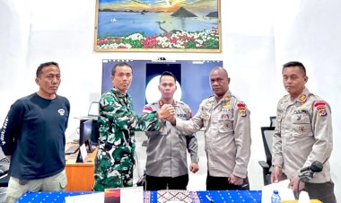 Diselesaikan-Lewat-Musyawarah,-TNI-dan-Polri-Sepakat-Damai-Pasca-Kesalahpahaman-di-Labuan-Bajo