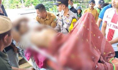 Dua-Korban-Meninggal-Dunia,-Polisi-Bersama-Warga-Gerak-Cepat-Evakuasi-Korban-Laka-'Bis-Kayu'-di-Ndoso
