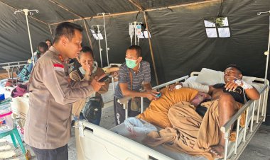 Pasca-Gempa-M-7,7-Flores:-Kapolres-Mabar-Tinjau-Pasien-RS-Siloam-dan-Fasilitasi-BPJS-Darurat-untuk-Korban