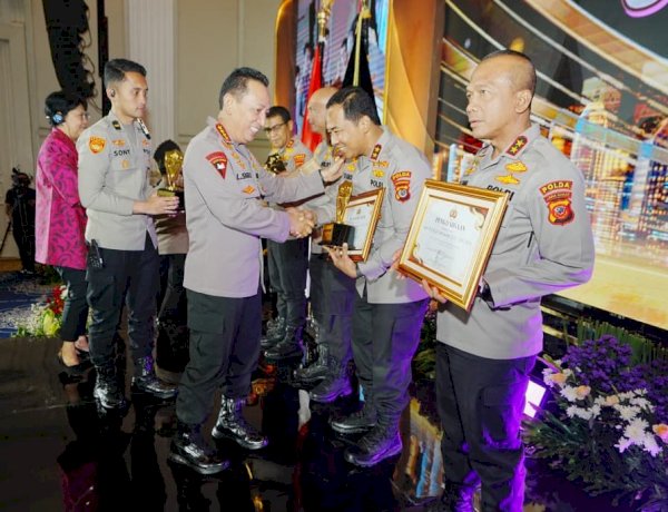 Kapolda NTT Dapat Penghargaan dari Kapolri dalam Ajang HeForShe Awards 2025
