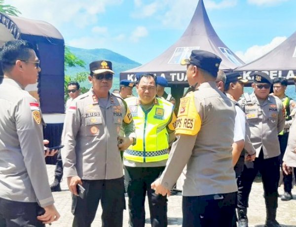 Pastikan Pengamanan Maksimal, Kapolda NTT Tinjau Langsung Prosesi Semana Santa di Kapela Tuan Ma