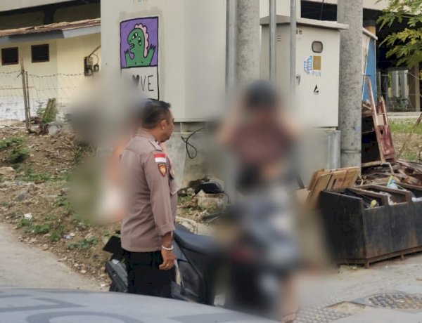 Jaga Etika Pariwisata, Polres Manggarai Barat Tegur Humanis Wisatawan yang Berkendara Tanpa Baju