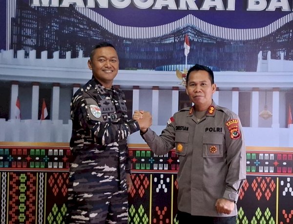 Perkokoh Keamanan Labuan Bajo, Kapolres Mabar Sambut Kunjungan Perdana Danlanal Baru