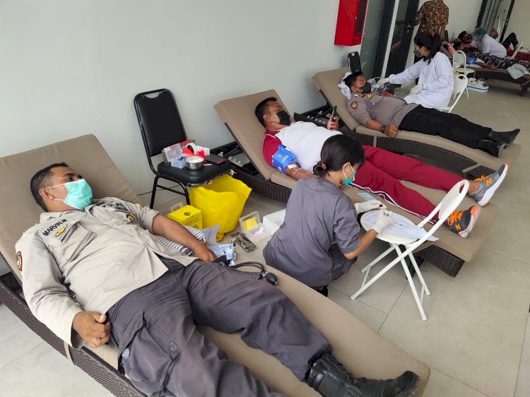 HUT KPLP ke-49, Personil KP3 Polres Mabar dan Pol Airud Mabes Polri Beserta Instansi Terkait  Melakukan Donor Darah