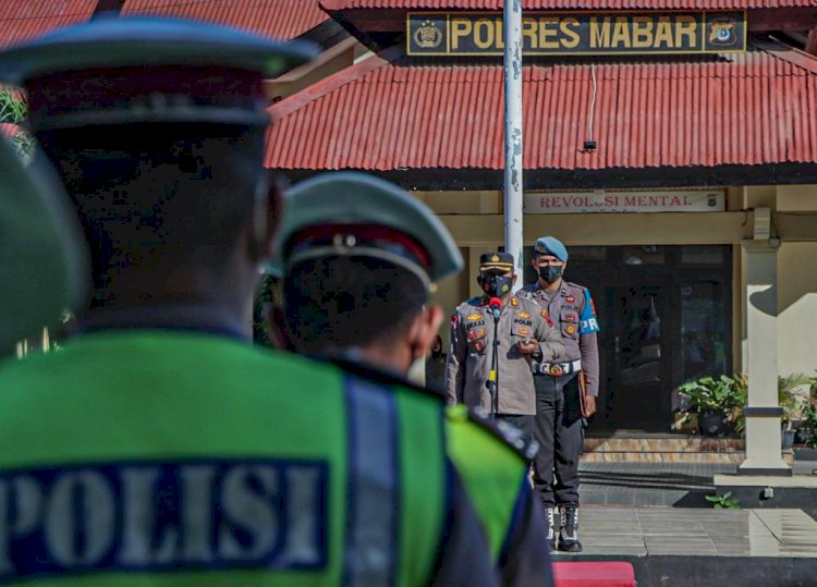 Kapolres Manggarai Barat Pimpin Upacara Gelar Pasukan Operasi Patuh 2022