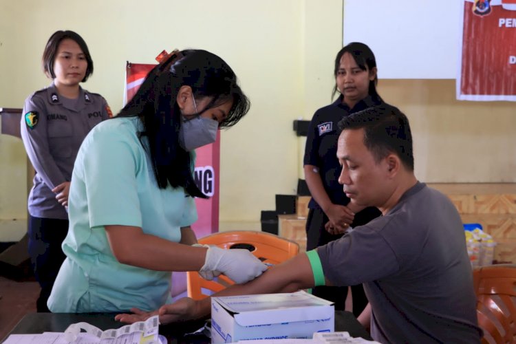 Deteksi Dini, Personil Polri di Labuan Bajo Ikuti Pemeriksaan Kesehatan Berkala