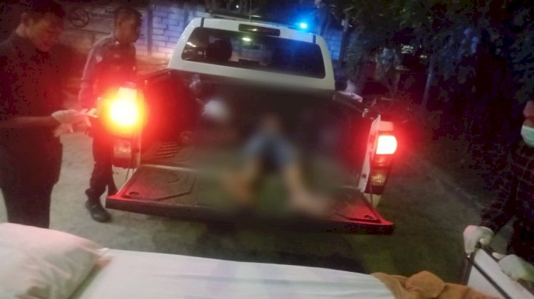 Diduga Mabuk, Seorang Pengendara Sepeda Motor Tabrak Dump Truk di Labuan Bajo