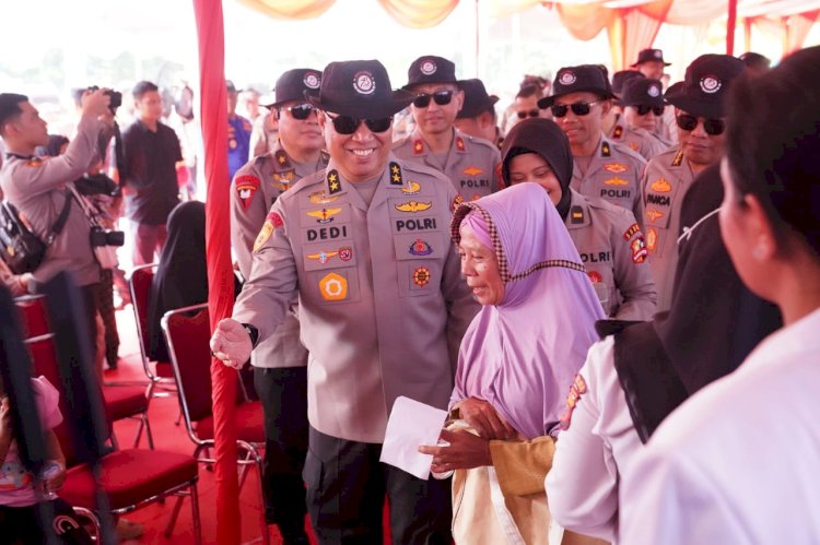 Senyum Warga saat Hari Jadi Ikatan Keluarga Dhira Brata 1990 ke-34, Berikan Manfaat Besar untuk Masyarakat Luas dengan Bakti Sosial