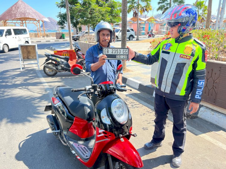 Ratusan Motor Tanpa Pelat Nomor Diamankan Polisi Lalu Lintas di Labuan Bajo