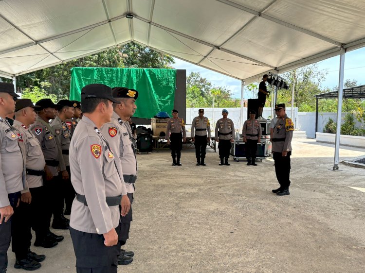 Ratusan Polisi Amankan Tahap Penetapan Paslon Pilkada Mabar