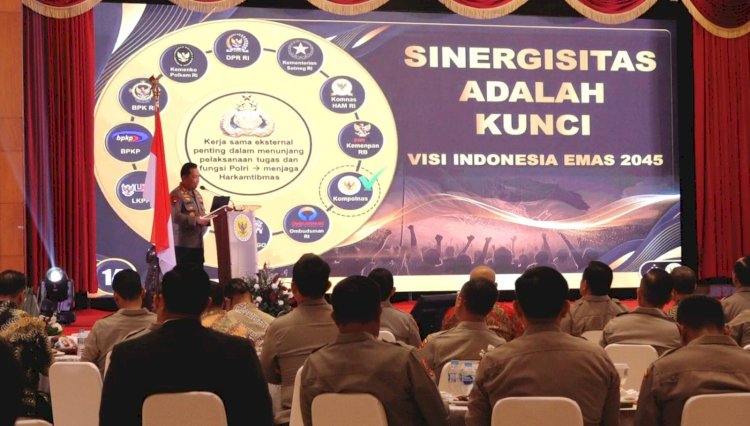 Kapolri Apresiasi Dedikasi Kompolnas 2020-2024, Sambut Hangat Komisioner Kompolnas 2024-2028