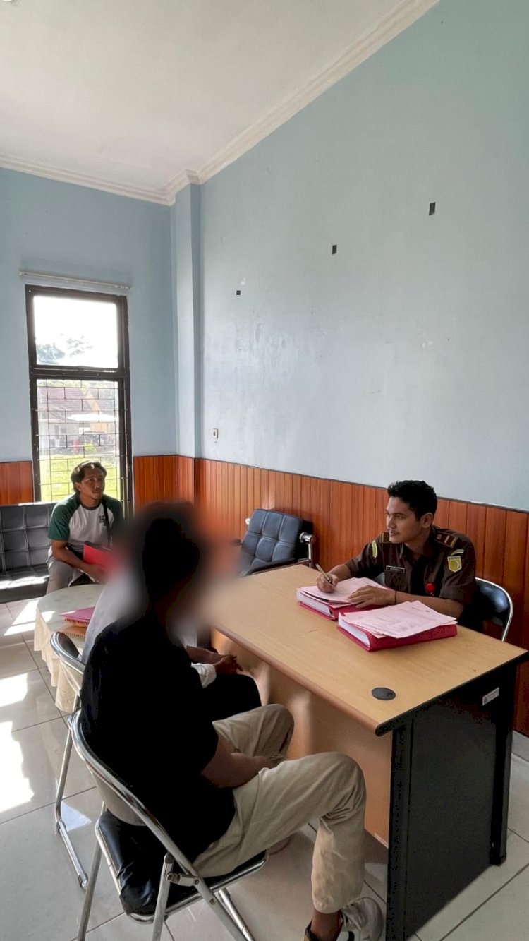 Polisi Limpahkan Tersangka Kasus Narkotika Jenis Sabu ke Kejari Mabar