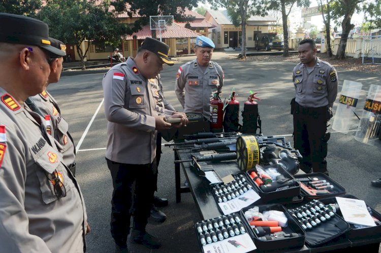 Perkuat Kesiapsiagaan, Polres Manggarai Barat Gelar Pengecekan Peralatan Dalmas