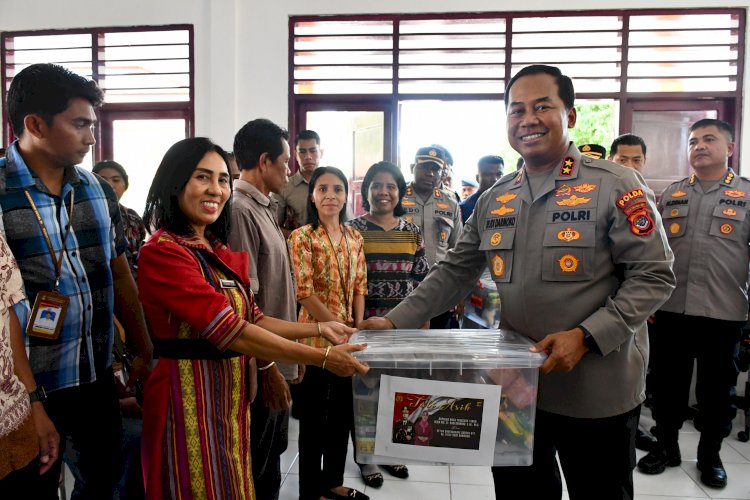 Kapolda NTT Tebar Inspirasi di Sekolah Rakyat Menengah 19 Naibonat, Wujudkan Mimpi Indonesia Maju Bersama Prabowo