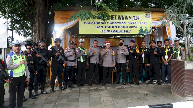 Tinjau Sejumlah Gereja, Kapolres Mabar Pastikan Keamanan Ibadah Natal di Labuan Bajo